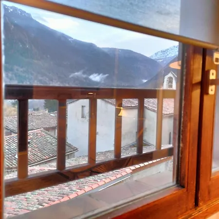 La Maison Sous Le Chateau לינה וארוחת בוקר Montségur