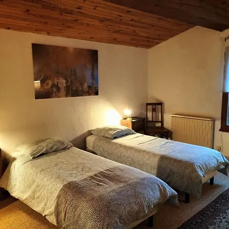 La Maison Sous Le Chateau Nocleg ze śniadaniem *