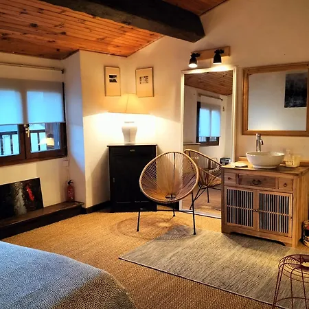 La Maison Sous Le Chateau Panzió Montségur