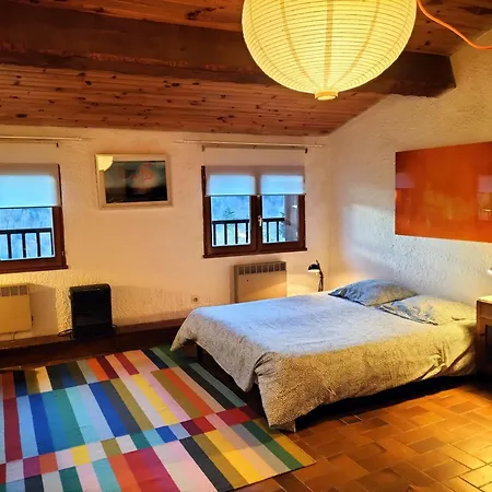 La Maison Sous Le Chateau Nocleg ze śniadaniem *