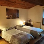 La Maison Sous Le Château Couette-café 3*